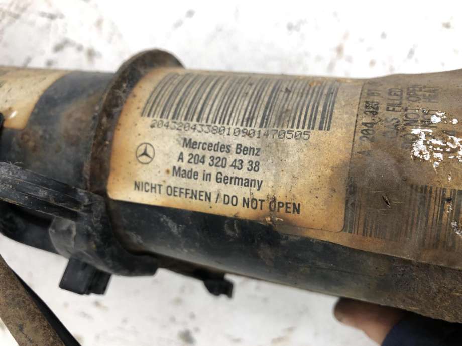 Fjærbein høyre foran til Mercedes GLK 2008-2015 (X204) (X204) (A 204 323 07 00|)