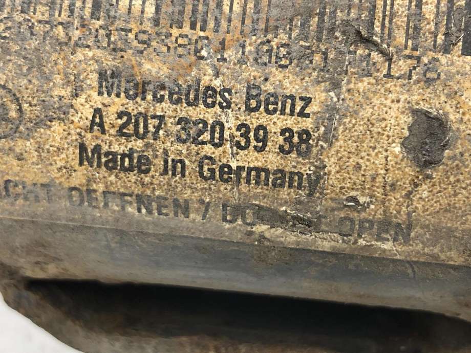 Fjærbein høyre foran til Mercedes E-Klasse, Coupe/Cab 2009-2013 (Fase 1) (C207) (C207) (A 207 323 21 00|)