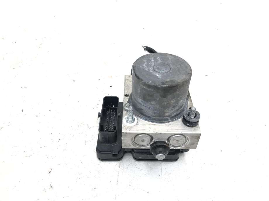 ABS sentral til Tesla Model Y 2021-2024 (Type I)  (1044745-10-B|)