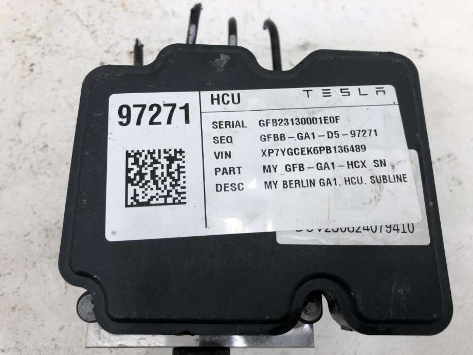 ABS sentral til Tesla Model Y 2021-2024 (Type I)  (1044745-10-B|)