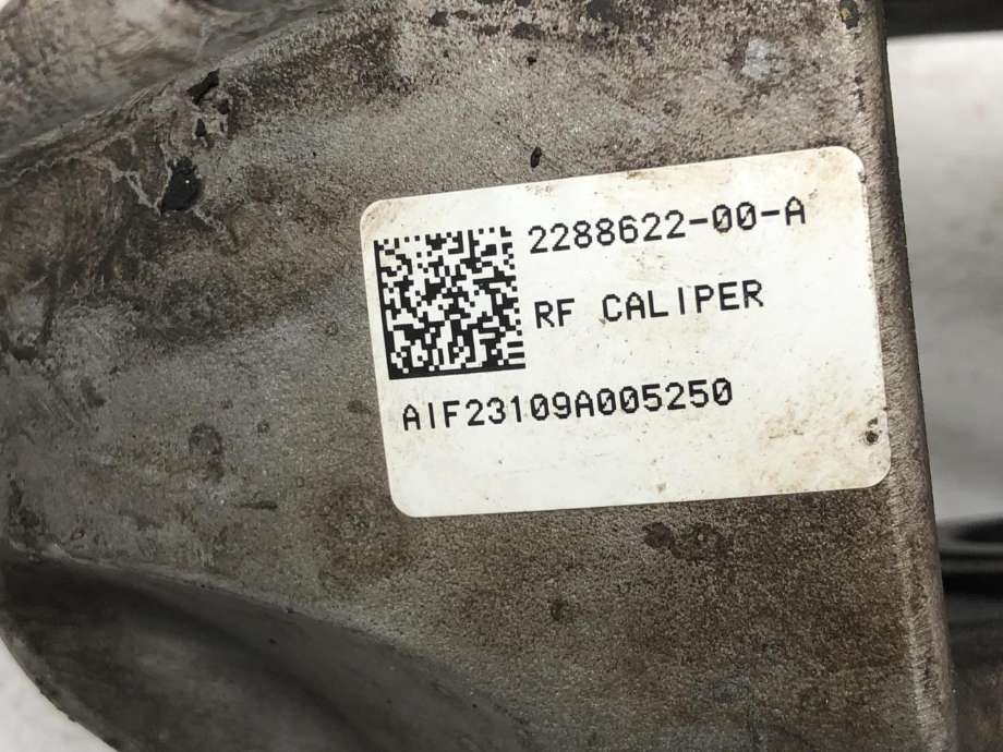 Bremsecaliper høyre foran til Tesla Model Y 2021-2024 (Type I) (1188622-99-D|)
