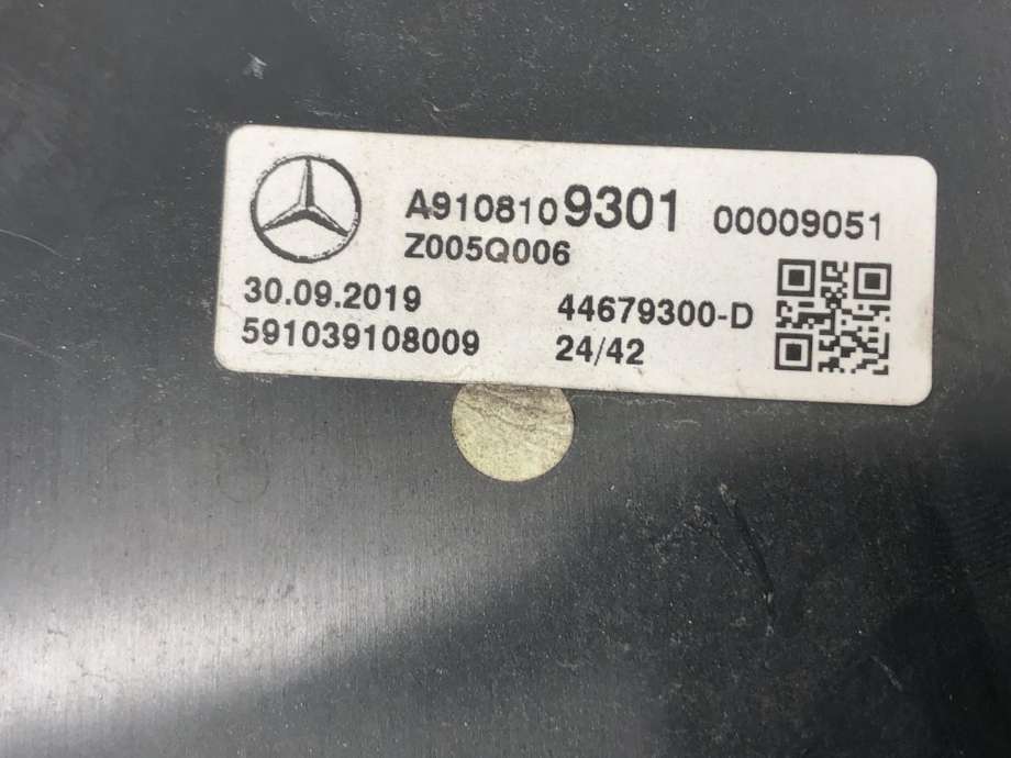 Speil venstre til Mercedes Sprinter 2018-->> (907/910) (907/910) (A 910 811 11 00|)