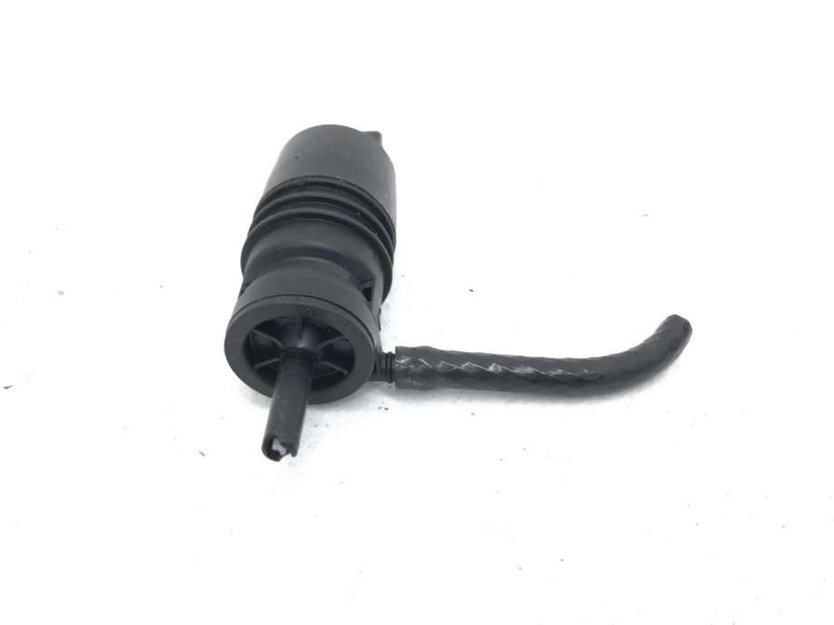 Spylerpumpe foran til Mercedes Sprinter, 2018-->> (907/910) (907/910) (A 221 869 01 21)