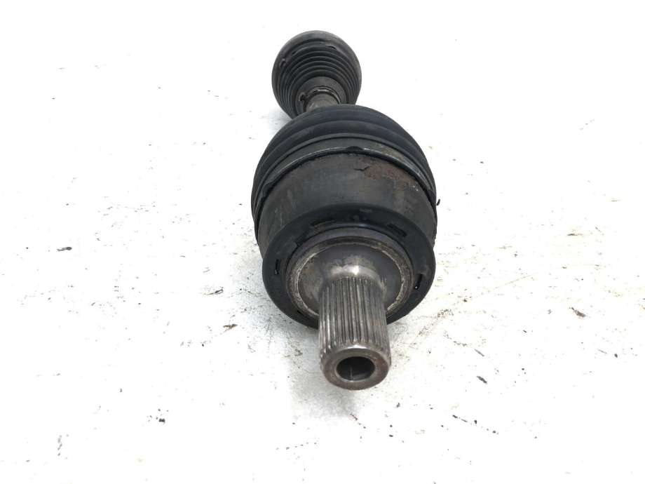 Drivaksel høyre foran, diesel/automat til Mercedes GLA 2014-2020 (X156) (X156) (A 246 330 17 01|)