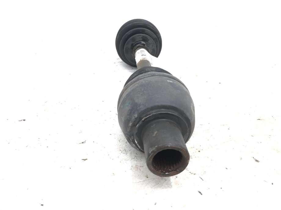 Drivaksel høyre foran, diesel/automat til Mercedes GLA 2014-2020 (X156) (X156) (A 246 330 17 01|)