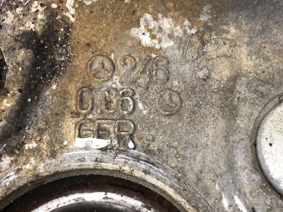Hjulspindel høyre bak til Mercedes GLA 2014-2020 (X156) (X156) (A 246 350 34 41|)