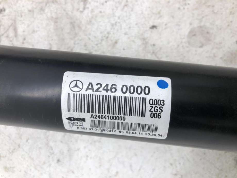 Mellomaksel til Mercedes GLA 2014-2020 (X156) (X156) (A 176 410 01 00|A 246 410 00 00|)
