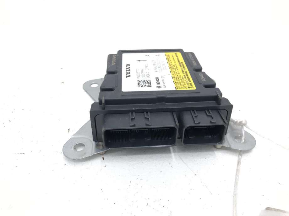 Airbag elektronikk til Polestar 2 2020-->> (32315772|)