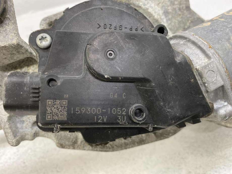 Viskermotor frontrute komplett m/overføring til Mitsubishi Outlander 2010-2012 (Type II, Fase 2)  (8250A178|8251A105|159300 1052)