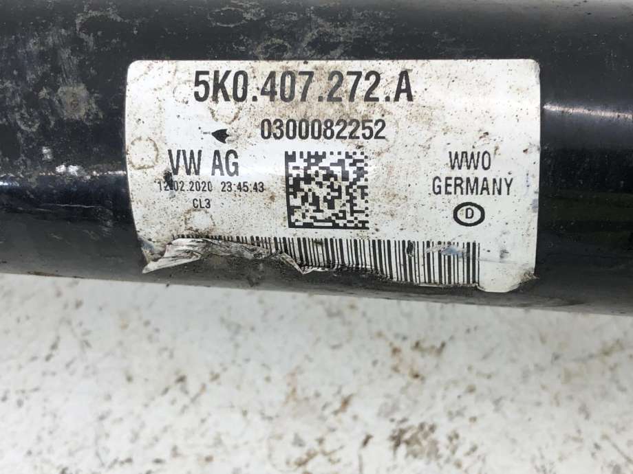 Drivaksel høyre foran, bensin/automat til VW Caddy 2015-2020 (Type III, Fase 3) (5K0407272A|)