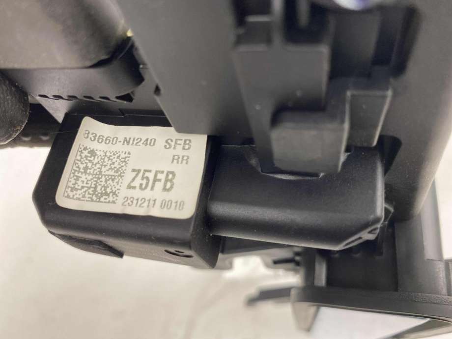 Dørhåndtak utv høyre bak til Hyundai Ioniq 5 2021-->>  (83660 NI240|)