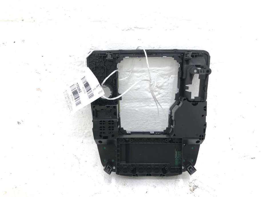 Bilstereo betjeningspanel til Audi A6 2011-2014 (Type IV, Fase 1) (C7) (C7) (4G1 919 710 E|)