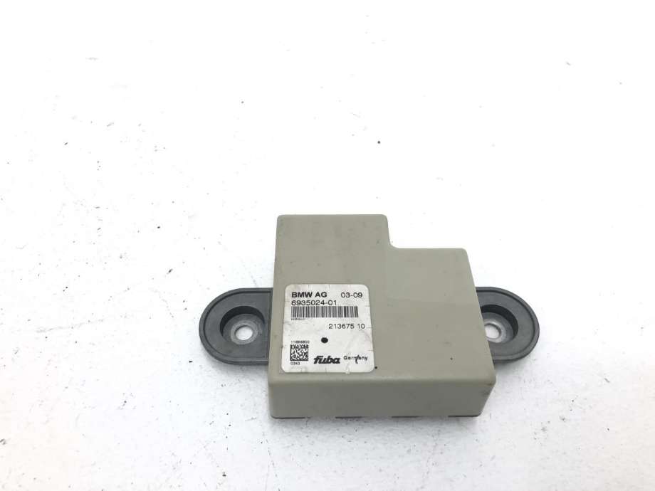 Antenne forsterker til BMW 3-Serie, 2005-2011 (E90/E91/E92/E93) (E90/E91/E92/E93) (65 20 9 193 841)