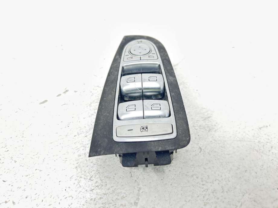 Bryter elektrisk håndbrekk/parkbrems til Mercedes EQC 2019-->> (A 205 905 15 16|)