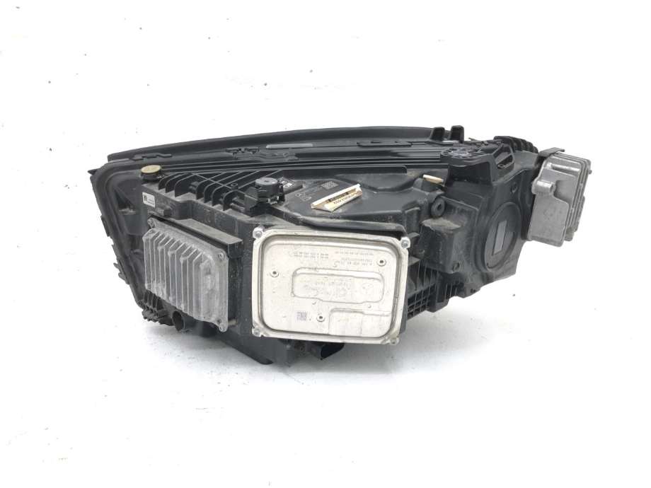 Frontlykt høyre full-LED til Mercedes GLC 2022-->> (X254) (X254) (A 254 906 62 02|A 254 906 48 01|)