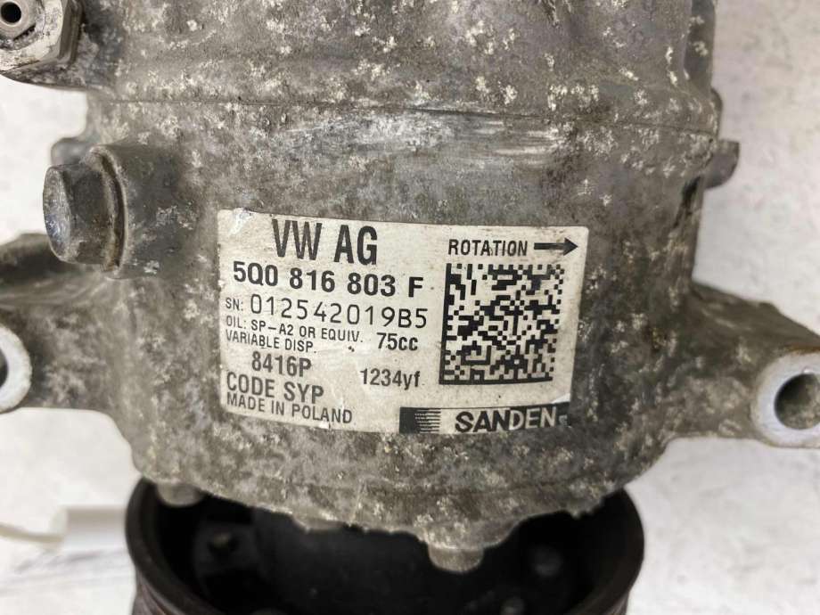 Aircondition kompressor til VW Passat 2015-2019 (Fase 1) (B8) (B8) (SANDEN|5Q0 816 803 H | 1K0820803G | 1K0820803L|5Q0 816 803 F | 1K0820803P | 1K0820803Q|1K0820808B | 1K0820803S | 5Q0816803H | 5Q0816803 | 5Q0820803A | 5Q0820803G)