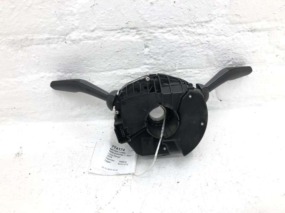Bryter combi til Tesla Model Y 2021-2024 (Type I)  (109766200Q|)