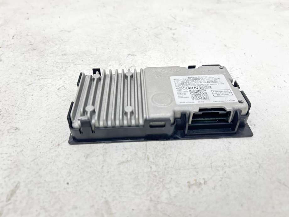 Dashbord trådløs mobillader til Kia e-Soul, 2019-->> (Type III) (95570J2000)