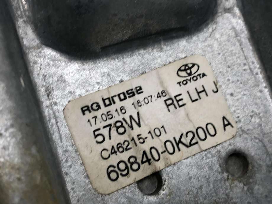 Ruteheis venstre bak til Toyota Hilux 2016-2020  (698040K120|)