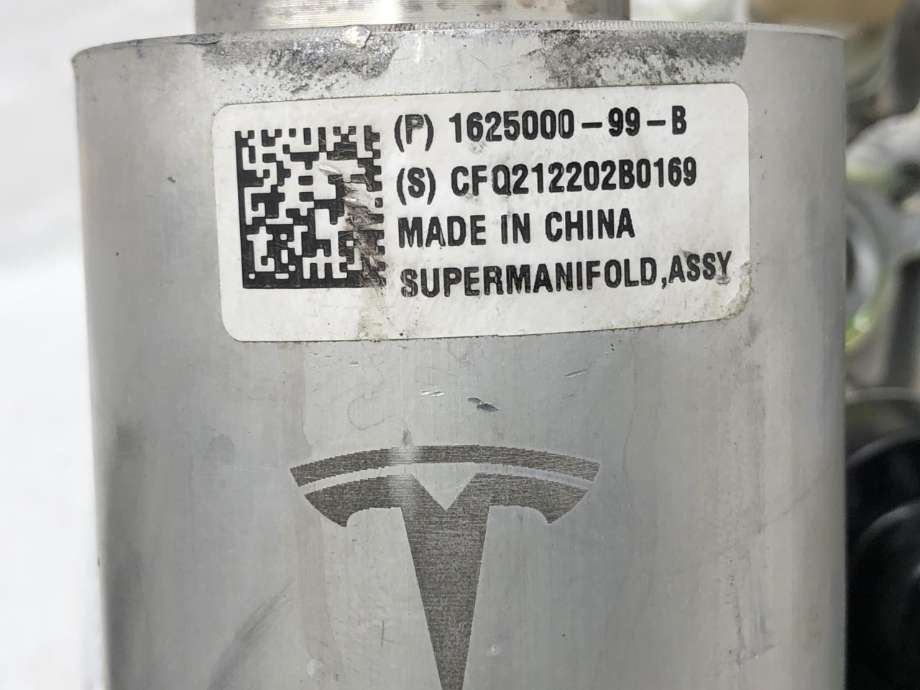 Diverse deler til Tesla Model 3 2018-2023 (Fase 1) (162500099B|)