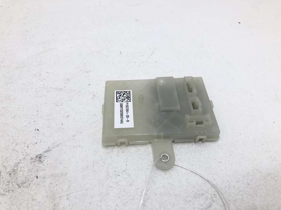 Styreenhet diverse til Tesla Model Y 2021-2024 (Type I) (1537264-20-B|)