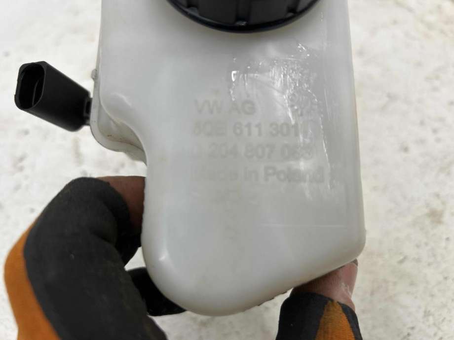 Bremsepumpe hoved til Audi A3 2016-2020 (Type III, Fase 2) (5QE 614 307 H|)