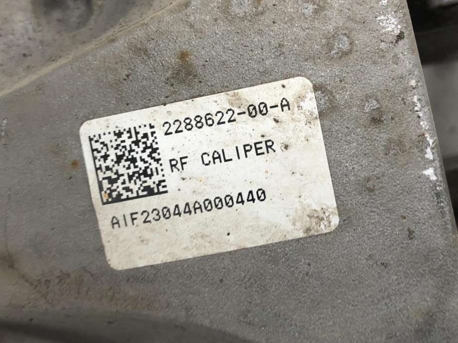 Bremsecaliper høyre foran til Tesla Model Y 2021-2024 (Type I)  (228862200A|)
