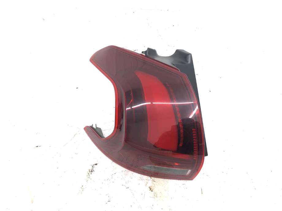 Baklykt venstre ytre til Peugeot 2008 2013-2019 (Type I) (98 267 304 80|98 147 478 80|)