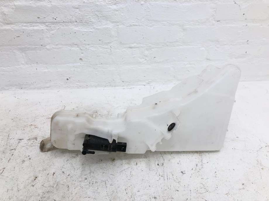 Spylertank foran til Volvo XC60 2017-->> (Type II)  (31699968|)