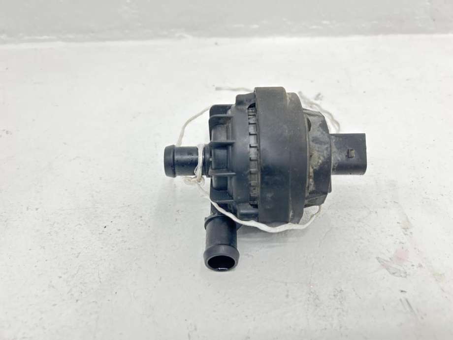 Vannpumpe elektrisk til VW ID.4 2020-->>  (1EA 965 567 L|)