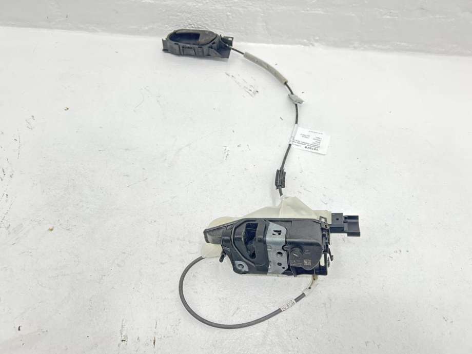 Låsekasse venstre foran til Peugeot Expert 2016-->> (Type III) (1617018480|9808413980|)