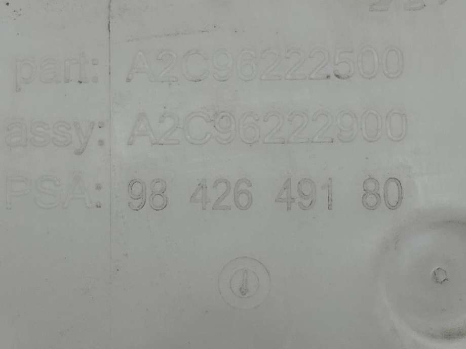 Spylertank foran til Toyota Proace 2016-->> (Type II) (SU001A4354|)