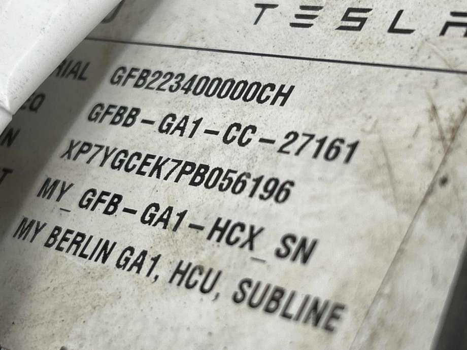 ABS sentral til Tesla Model Y 2021-2024 (Type I) (1044746-00-A|)