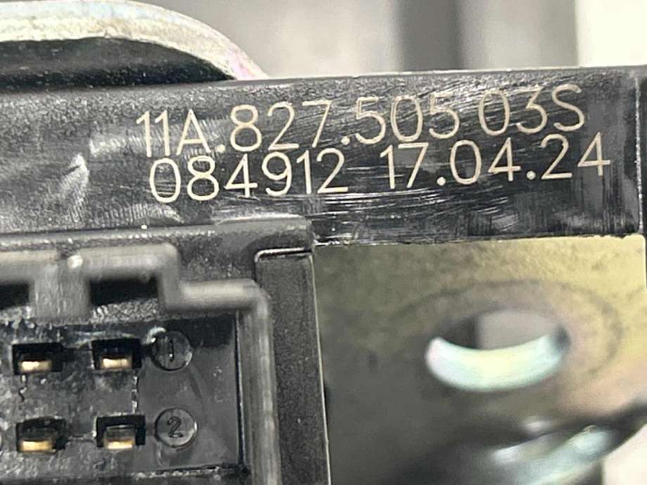 Baklukelås til VW ID.BUZZ 2022-->>  (11A 827 505|)