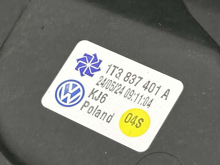 Ruteheis venstre foran til VW ID.BUZZ 2022-->>  (1T3 837 461 A|)