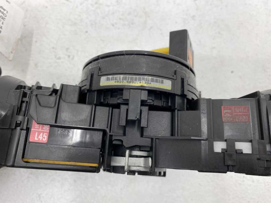 Bryter combi til Toyota Yaris 2014-2020 (Type III, Fase 2) (841400D310|846520D190|)