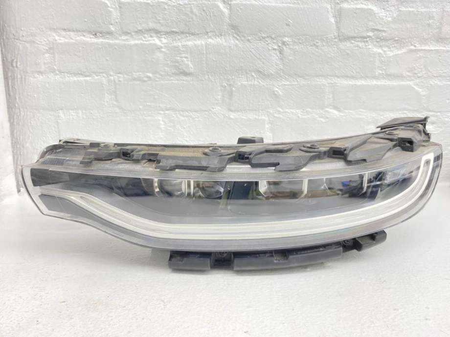 Frontlykt venstre full-LED til Kia e-Soul 2019-->> (Type III)  (92101J2020|)