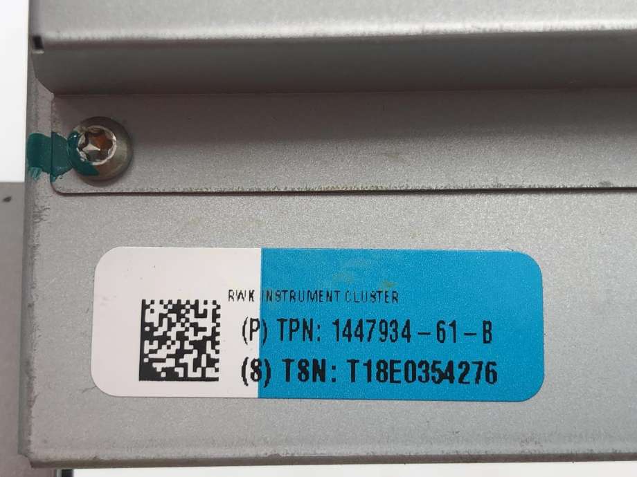 Instrumentpanel til Tesla Model X 2016-->> (1447934-61-B|)