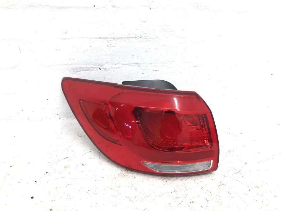 Baklykt venstre ytre til Kia Sportage 2010-2016 (Type III) (92401 3W610|)