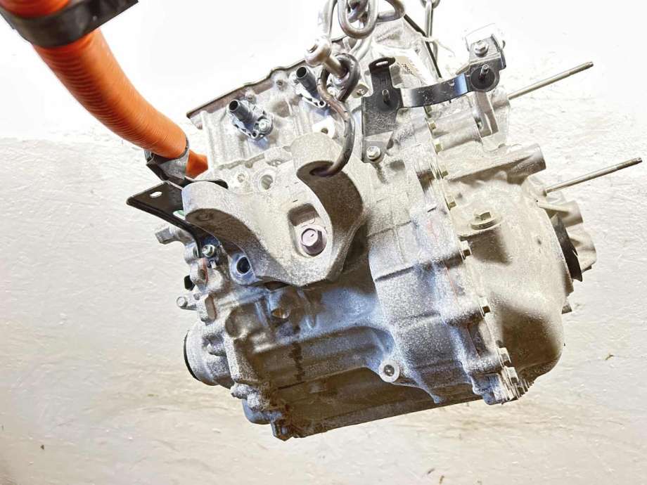 Motor elbil foran til Toyota bZ4X 2022-->>  (3061042011|)