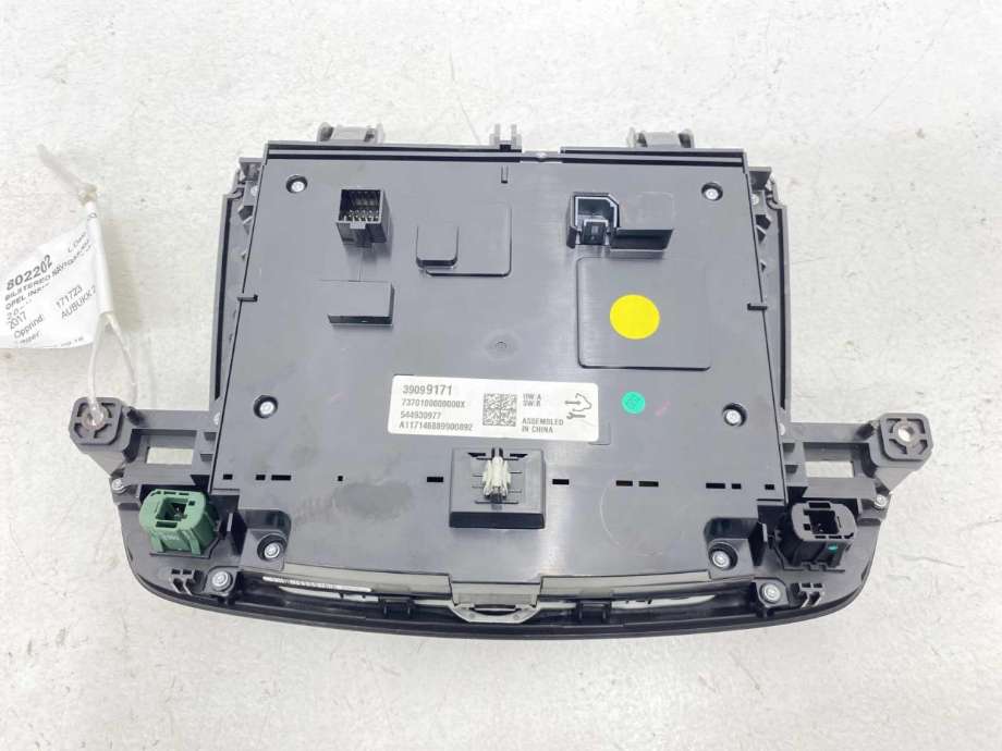 Bilstereo navigasjon skjerm til Opel Insignia B 2017-->>  (39163953|39099171|)