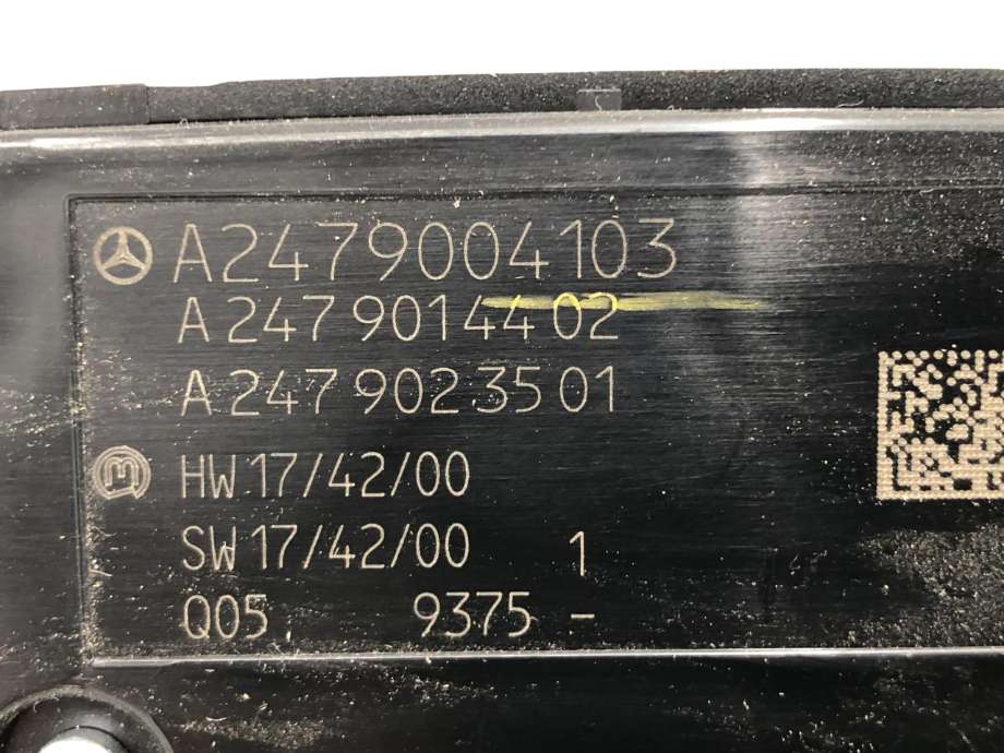 Bilstereo navigasjon betjeningspanel til Mercedes CLA 2019-->> (C118) (C118) (A 247 900 41 03|)