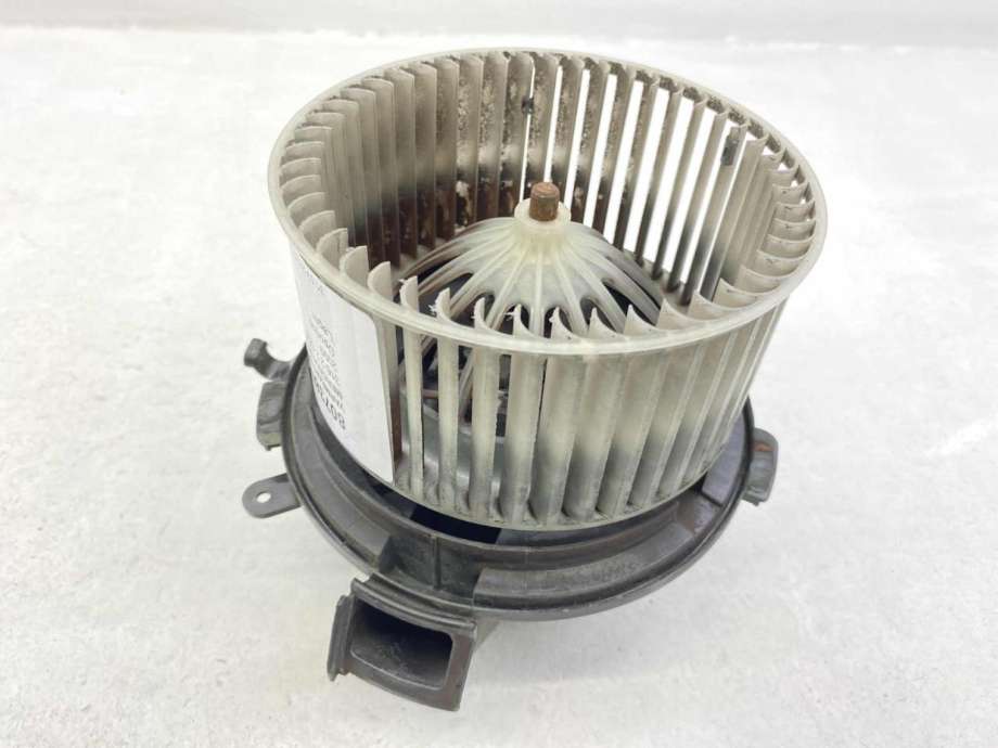 Varmeapparat motor til Mercedes Sprinter 2006-2013 (Fase 1) (906) (906) (A 000 835 61 07|)