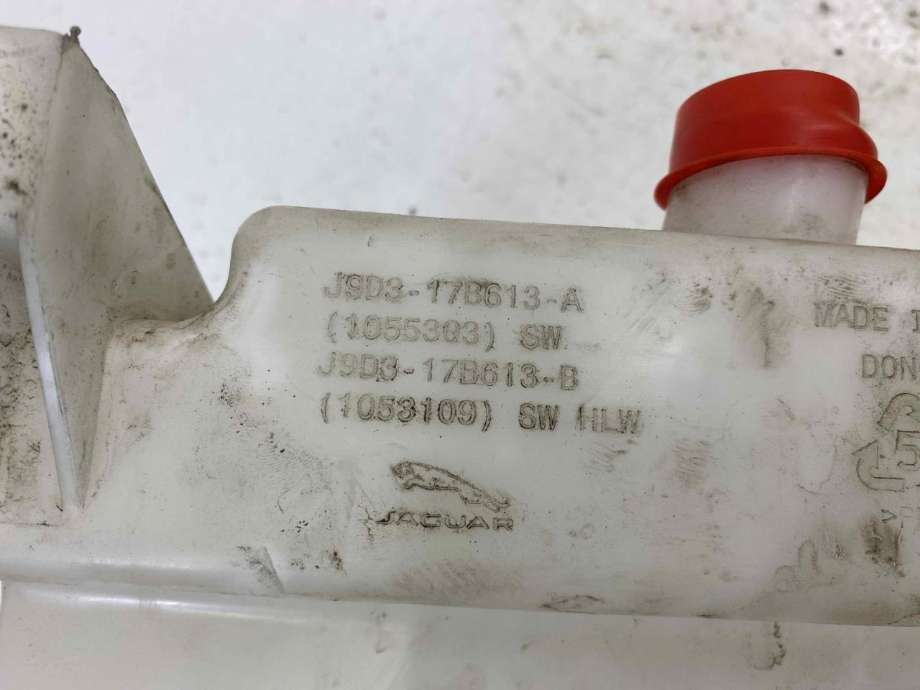 Spylertank foran til Jaguar I-PACE 2018-->>  (T4K1243|J9D317B613BC|)