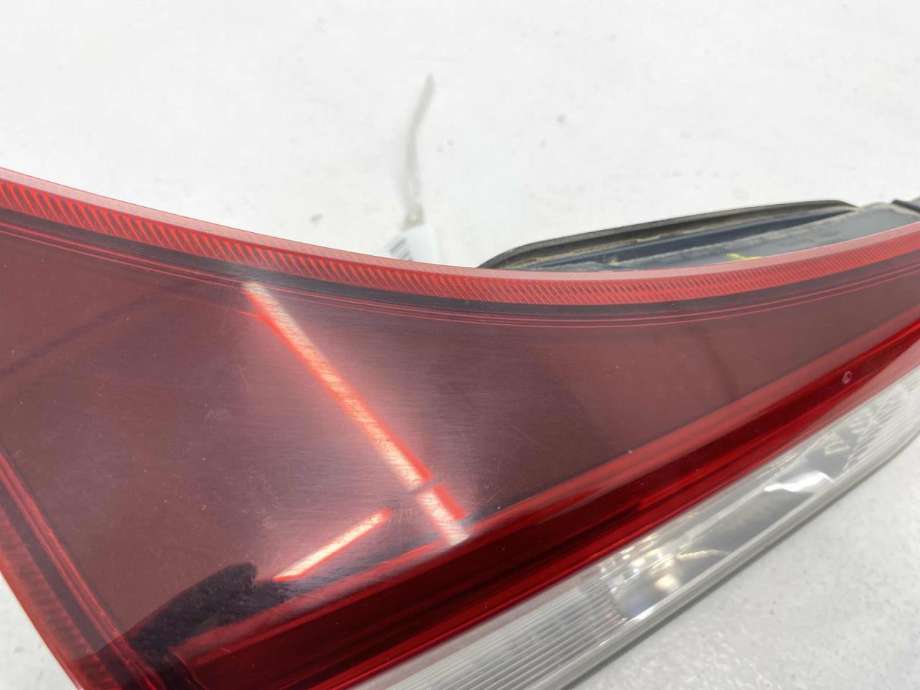 Baklykt venstre indre til Toyota Auris 2015-2019 (Type II, Fase 2)  (8159102850|)