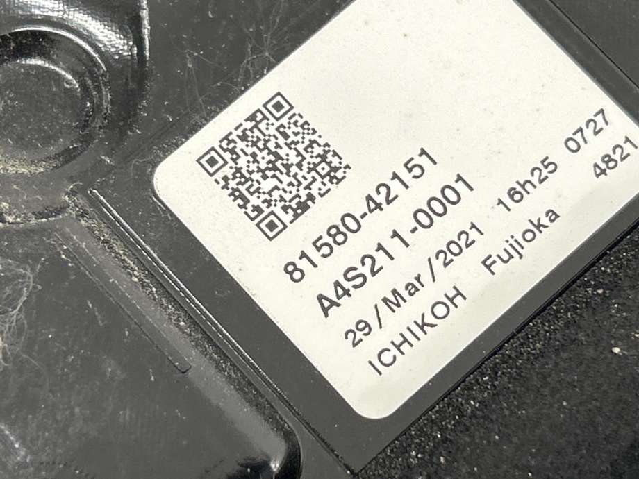 Baklykt høyre indre til Toyota RAV4 2019-->> (Type V)  (8158142151|)