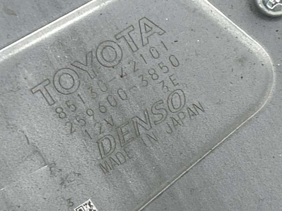 Viskermotor bakrute til Toyota RAV4 2019-->> (Type V)  (8513042101|)