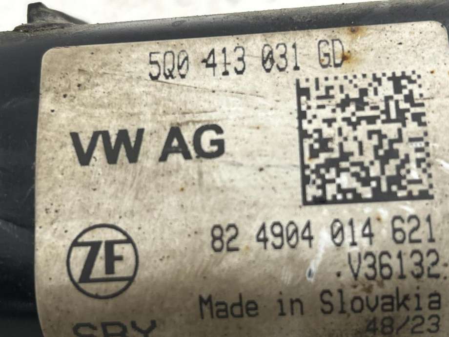 Fjærbein høyre foran til Audi A3 2016-2020 (Type III, Fase 2)  (5Q0 413 031 GD|5Q0 411 105 EQ|)