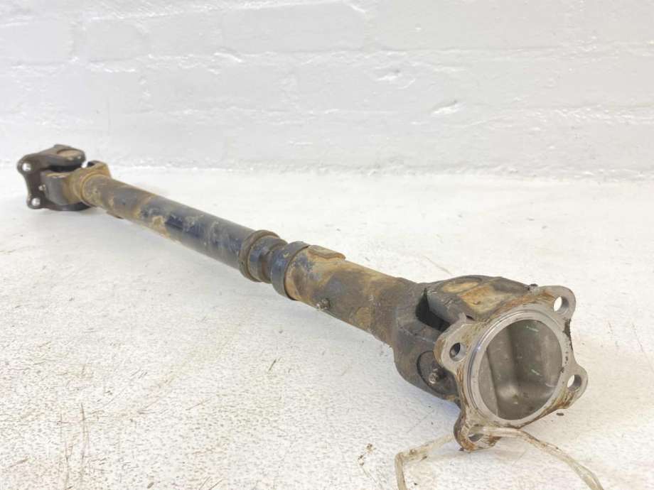 Mellomaksel til Isuzu D-Max 2021-->> (Type III) (8983951760|)
