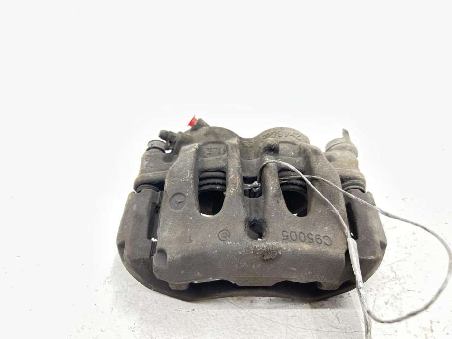 Bremsecaliper venstre foran til Mercedes Sprinter 2018-->> (907/910) (907/910) (A 907 421 51 00|)